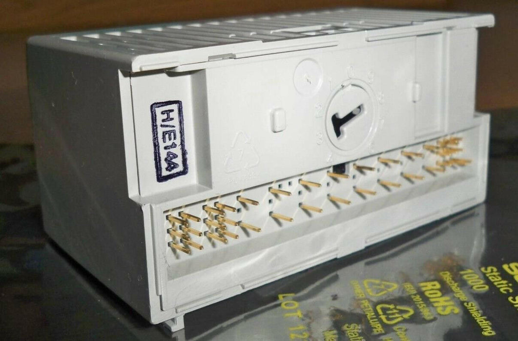 Allen Bradley  1794-IA8 Flex I/O Series A Input MOdule 1794IA8