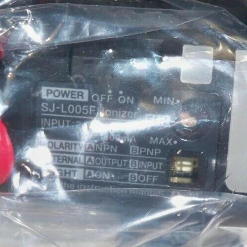 SJ-L005F Keyence Static Eliminator SJL005F Unused Surplus